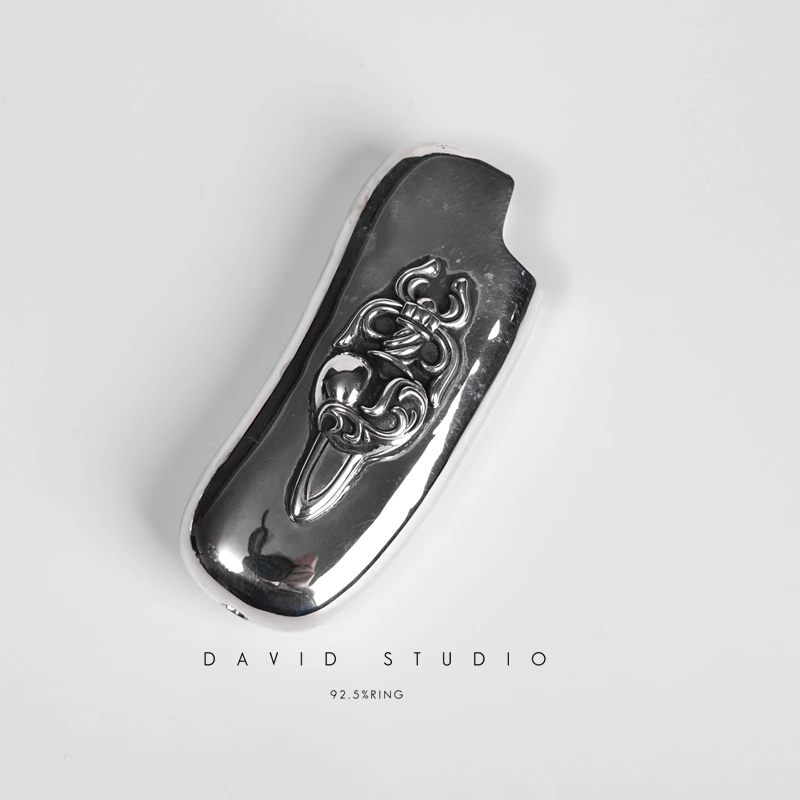 DAGGER/HEART/DAGGER HEART LIGHTER CASE