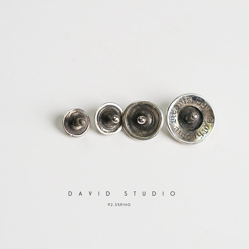 CH PLUS RIVET BUTTON