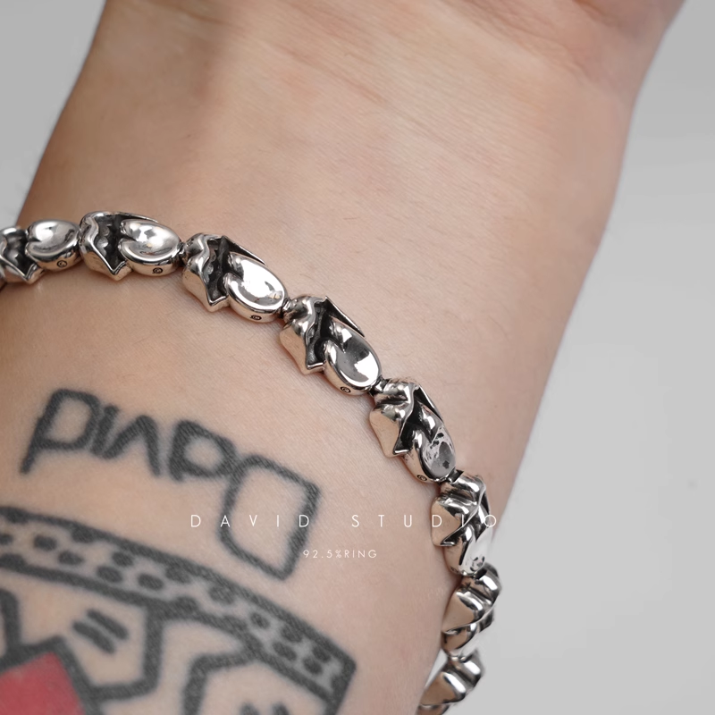 ROLLING STONES TONGUE BRACELET