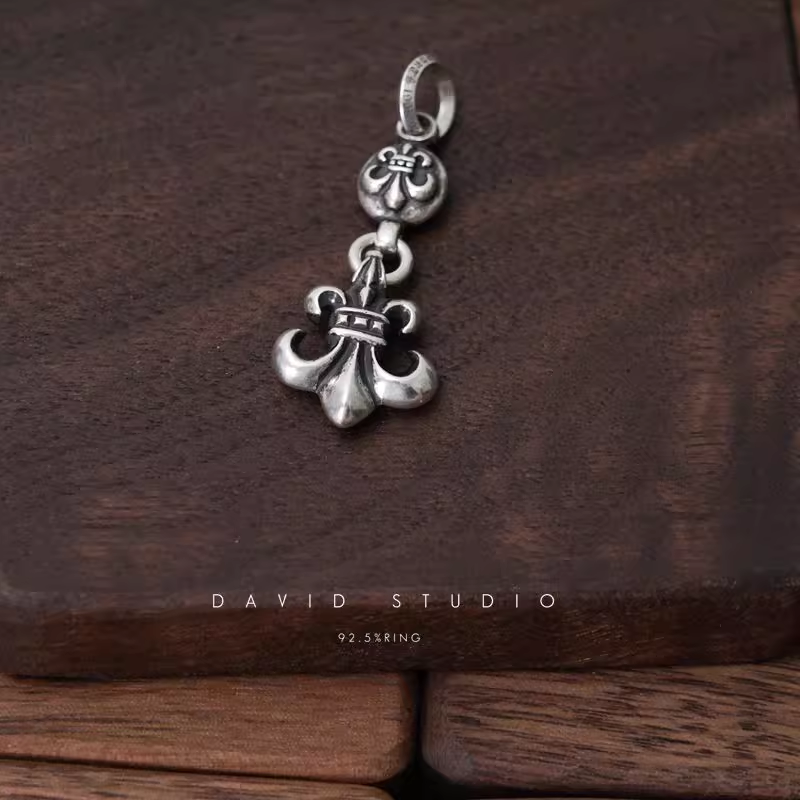 BS FLEUR ONE BALL CHARM