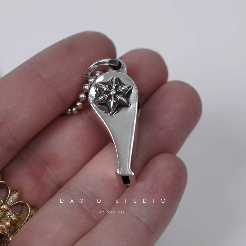 STAR WHISTLE PENDANT – BALL CHAIN