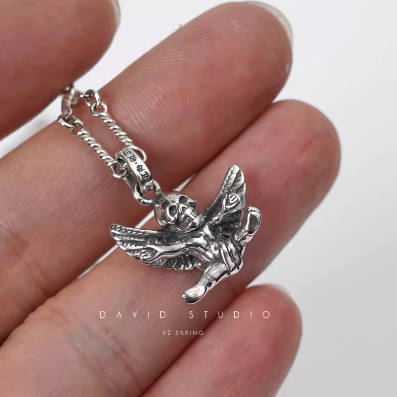 FOTI MISSLAREN PENDANT – TWIST CHAIN