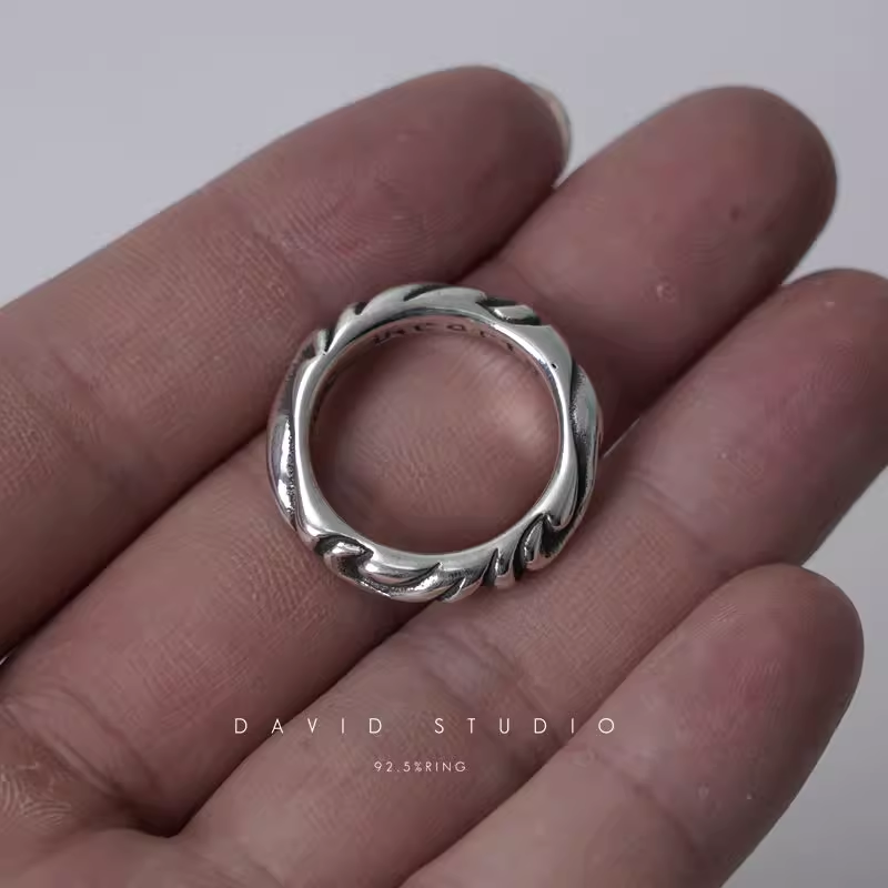 SCROLL BAND RING