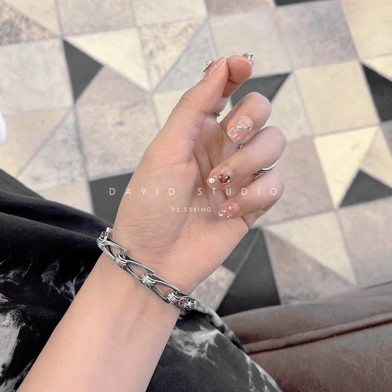 ZIPPER PATTERN BRACELET