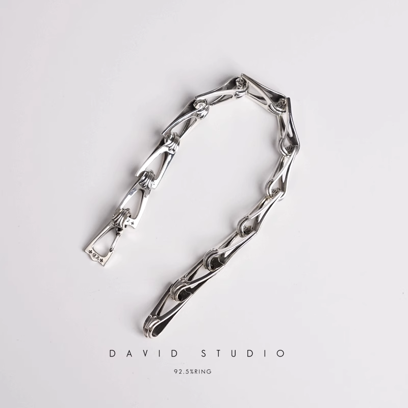 ZIPPER PATTERN BRACELET