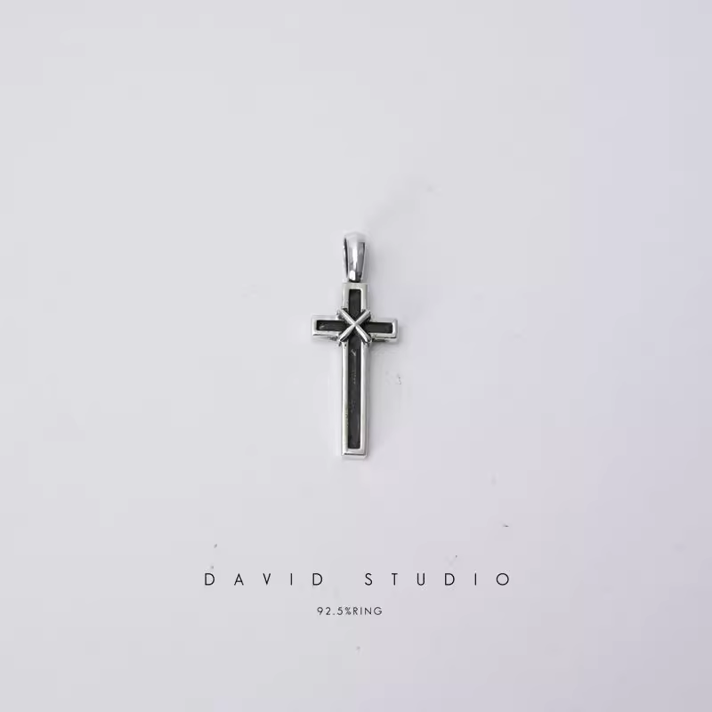 MAPPLETHORPE CHARM