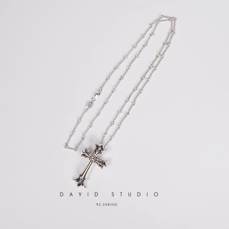 SMALL DOUBLE CROSS PENDANT – TWIST CHAIN