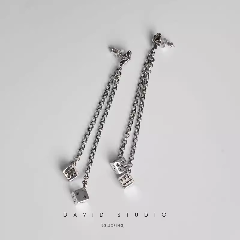 JOJO DICE EARRING