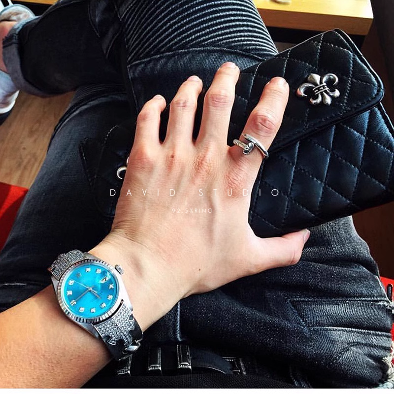 NAIL RING – CROSSBALL