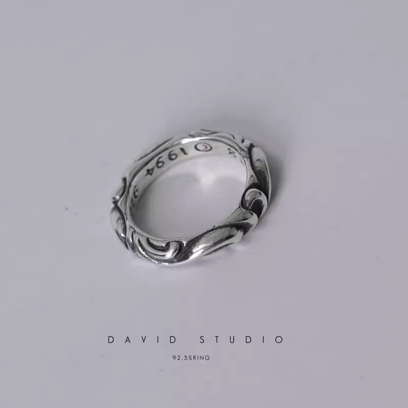 SCROLL BAND RING
