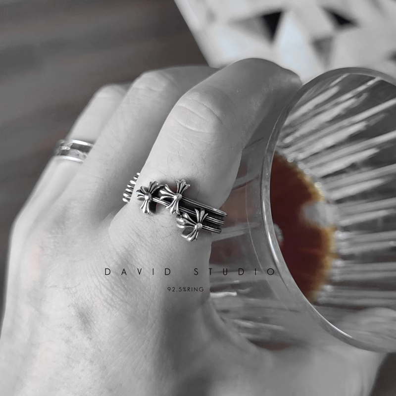 CEMETERY HOOP RING