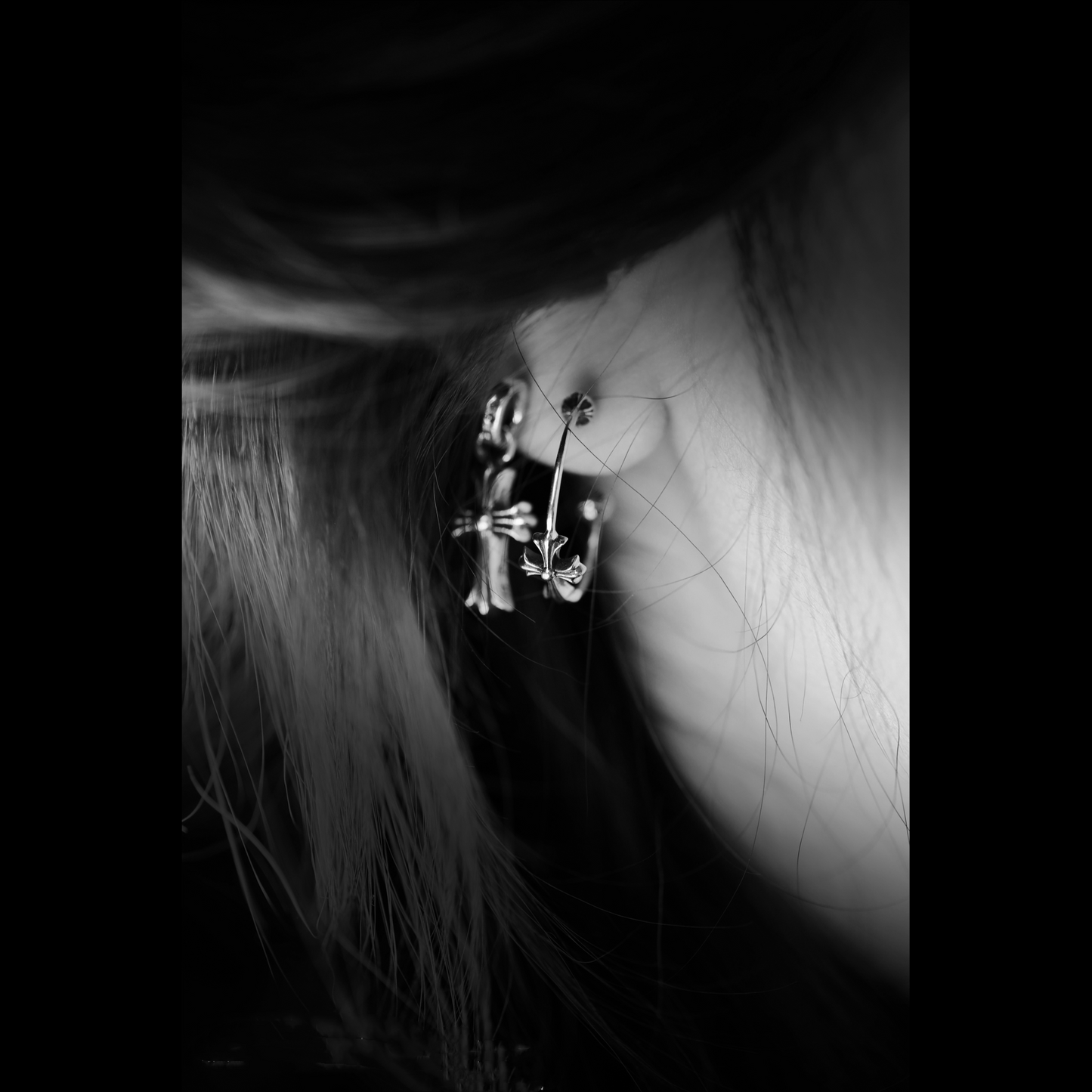 CROSS BABYFAT DROP EARRINGS