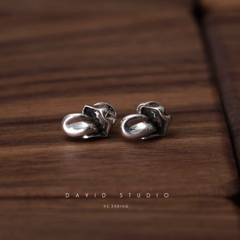 LIP AND TONGUE EARRING