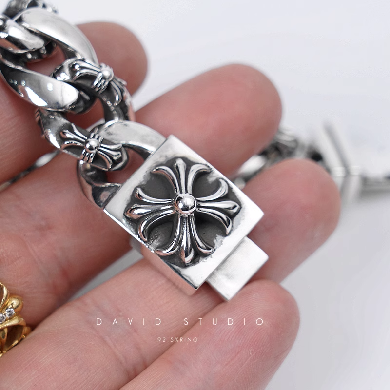 FANCY CHAIN BOX BRACELET