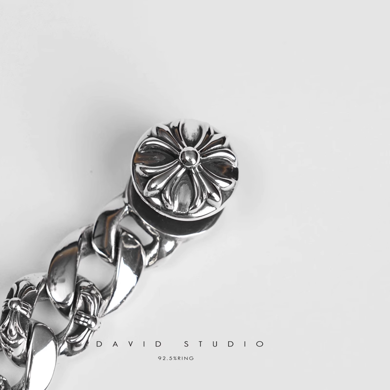 DAGGER ID FANCY LINK CLIP BRACELET
