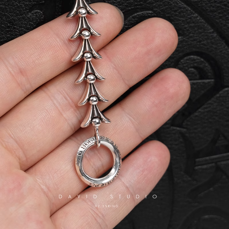 CROSSTAIL BRACELET WITH LOGO TAG