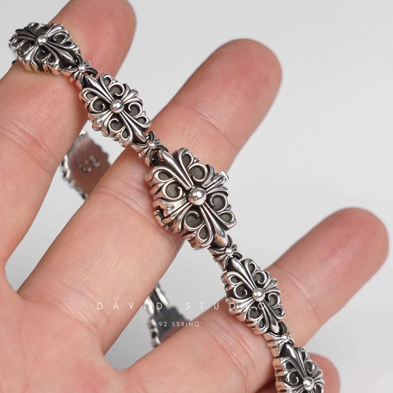 BABYFAT CROSS FLEUR PATTERN BRACELET