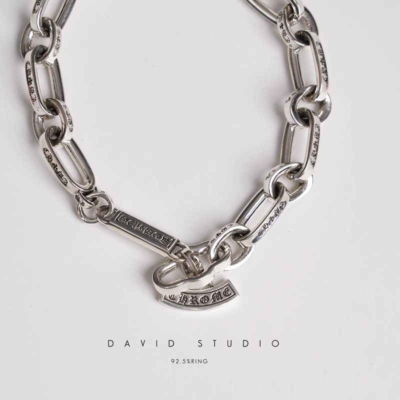INSCRIBED LOGO CHAIN BRACELET