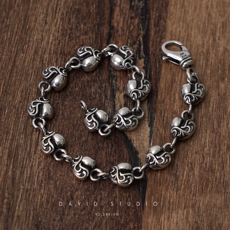 HEARTS BRACELET
