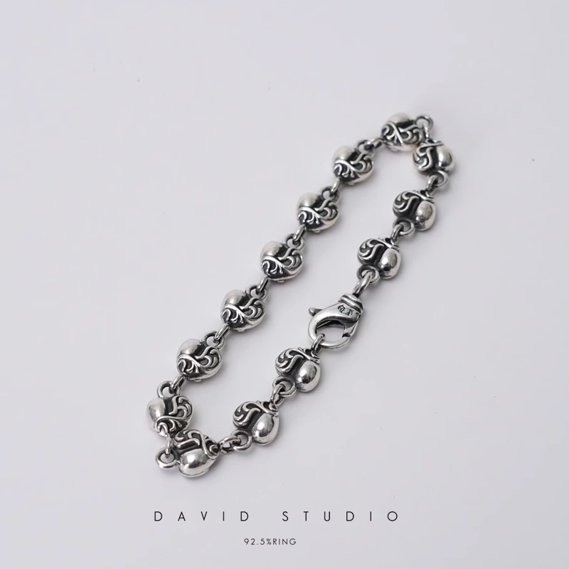 HEARTS BRACELET