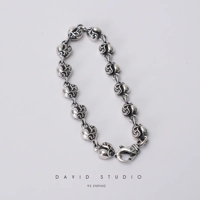 HEARTS BRACELET