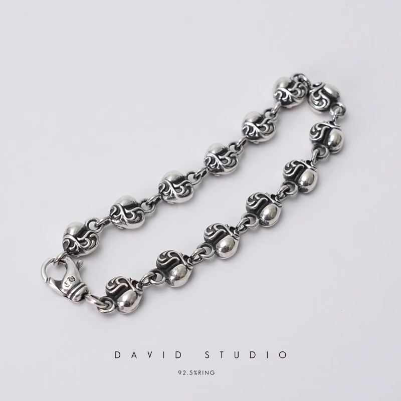 HEARTS BRACELET