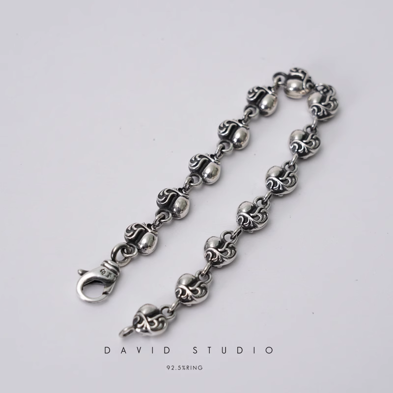 HEARTS BRACELET