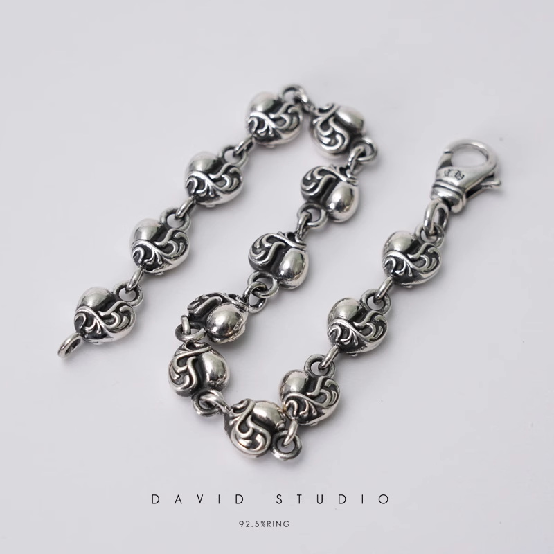 HEARTS BRACELET