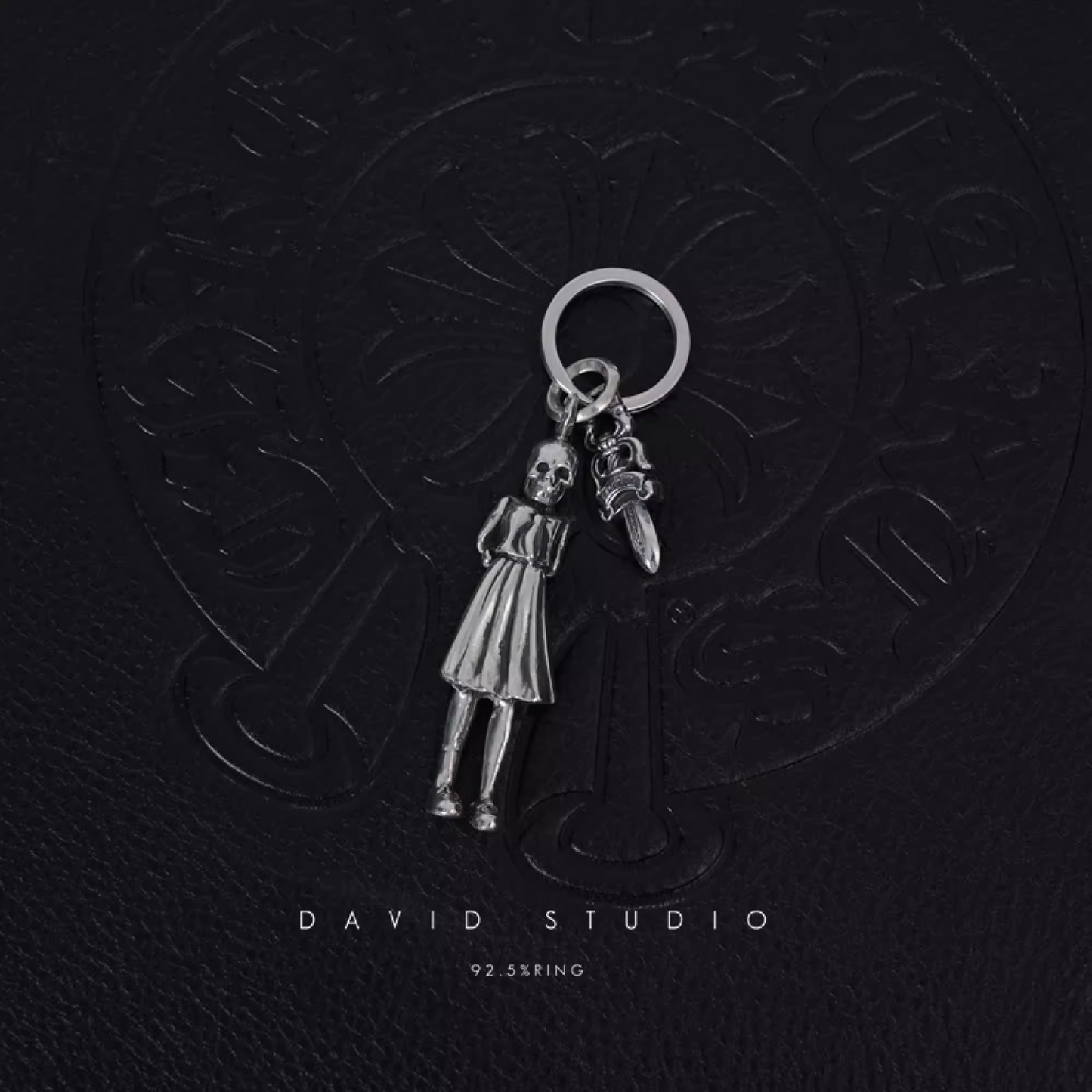 FOTI SKIPPY AND DAGGER KEY RING