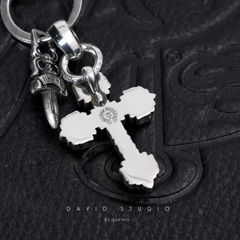FANCY LINK KEY CHAIN WITH XS FILIGREE CROSS AND DAGGER KEY RING