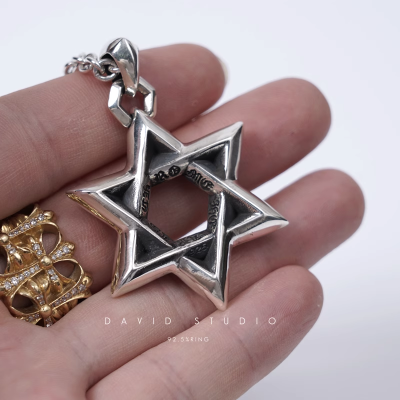 LARGE STAR OF DAVID PENDANT