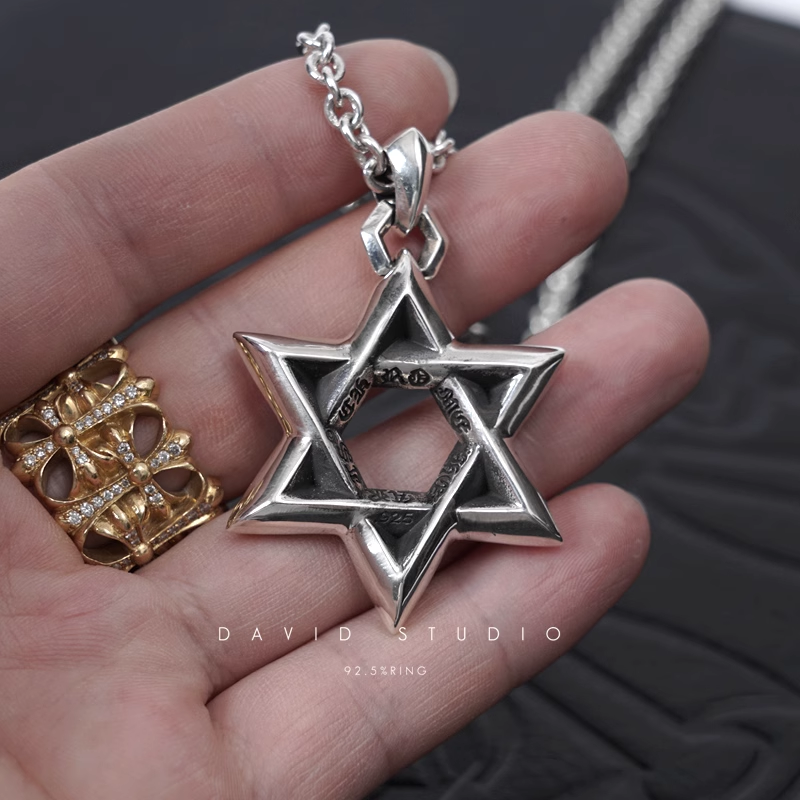 LARGE STAR OF DAVID PENDANT