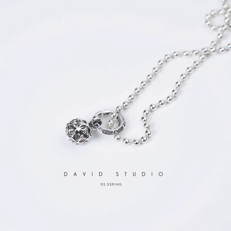 PYRAMID PLUS BALL CHARM – BALL CHAIN