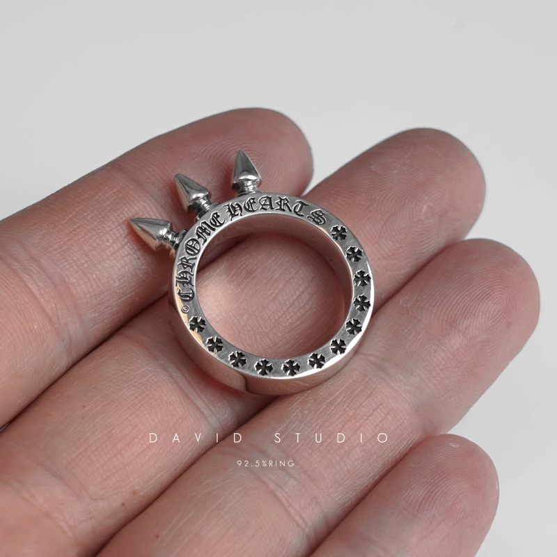 TRIPLE SPIKE RING
