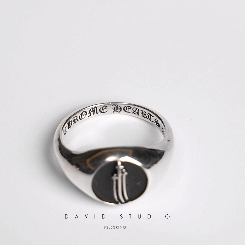 CHROME HEARTS 3RS CROSS RING