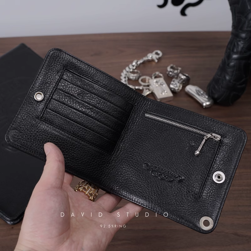 SNAP CROSS BUTTON 3 CEMETERY CROSS WALLET