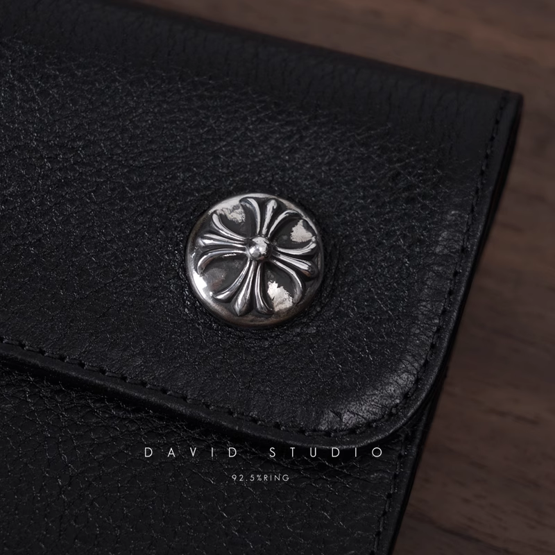 2 DAGGER ZIP 2 SNAP CROSS BUTTON LONG WALLET