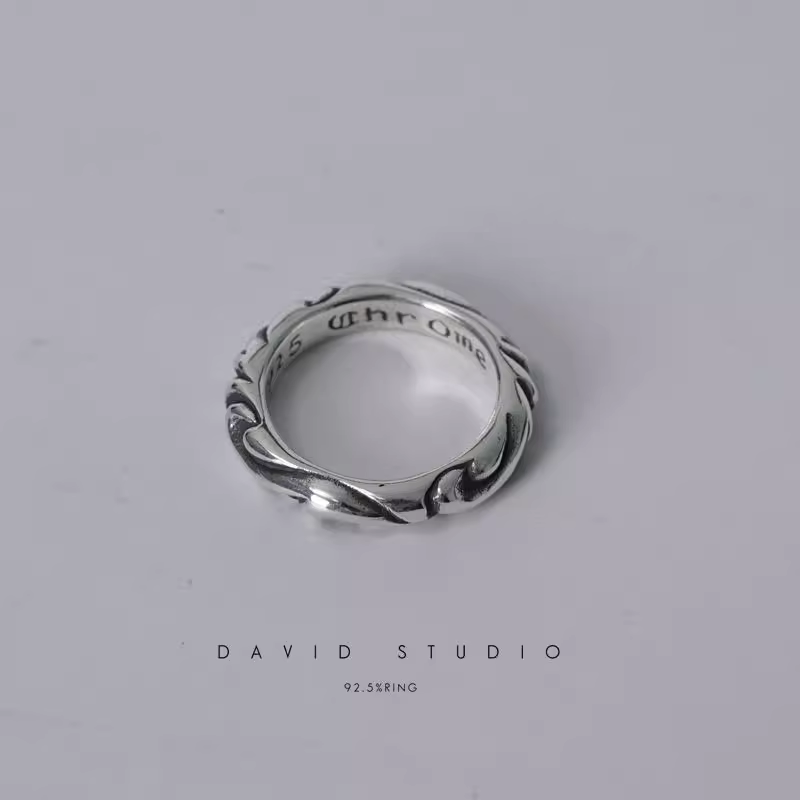 SCROLL BAND RING