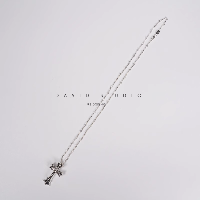 SMALL DOUBLE CROSS PENDANT – TWIST CHAIN