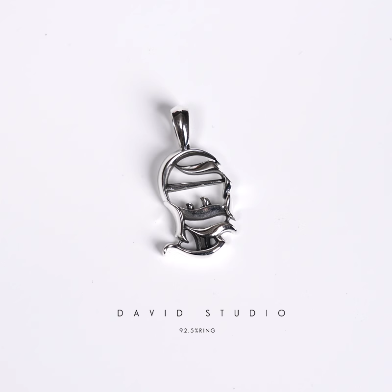 CH LOGO PENDANT