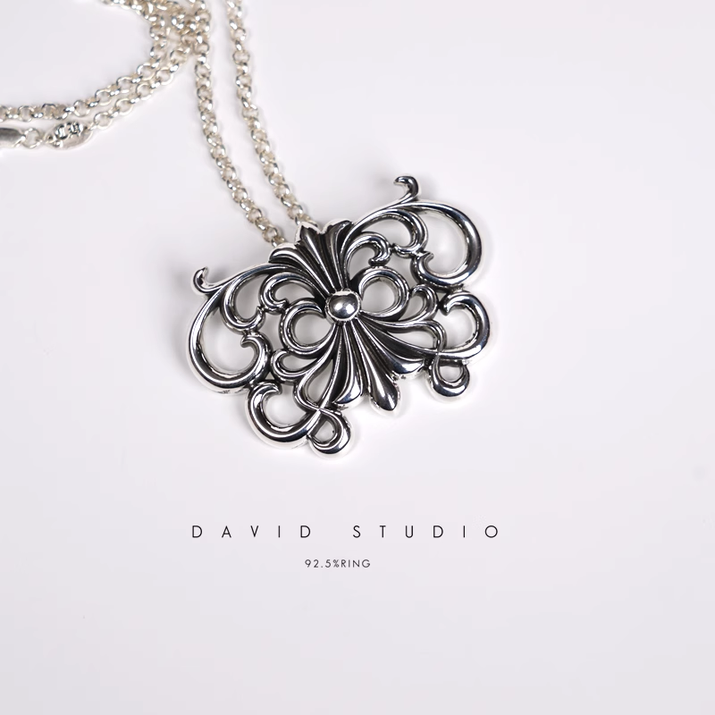 BABYFAT BUTTERFLY PENDANT – ROLL CHAIN