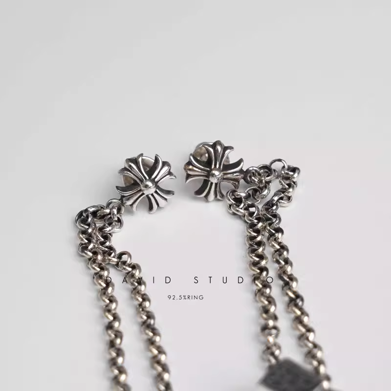 JOJO DICE EARRING