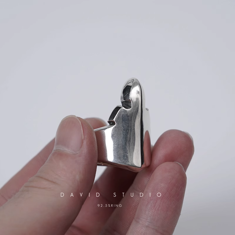 FLEUR TAIL RING