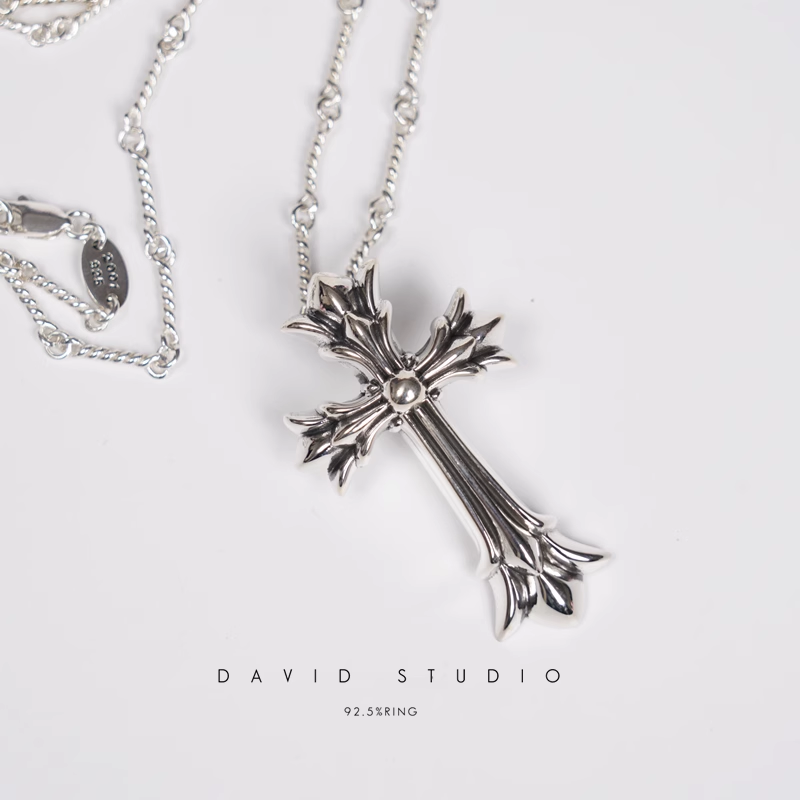 SMALL DOUBLE CROSS PENDANT – TWIST CHAIN