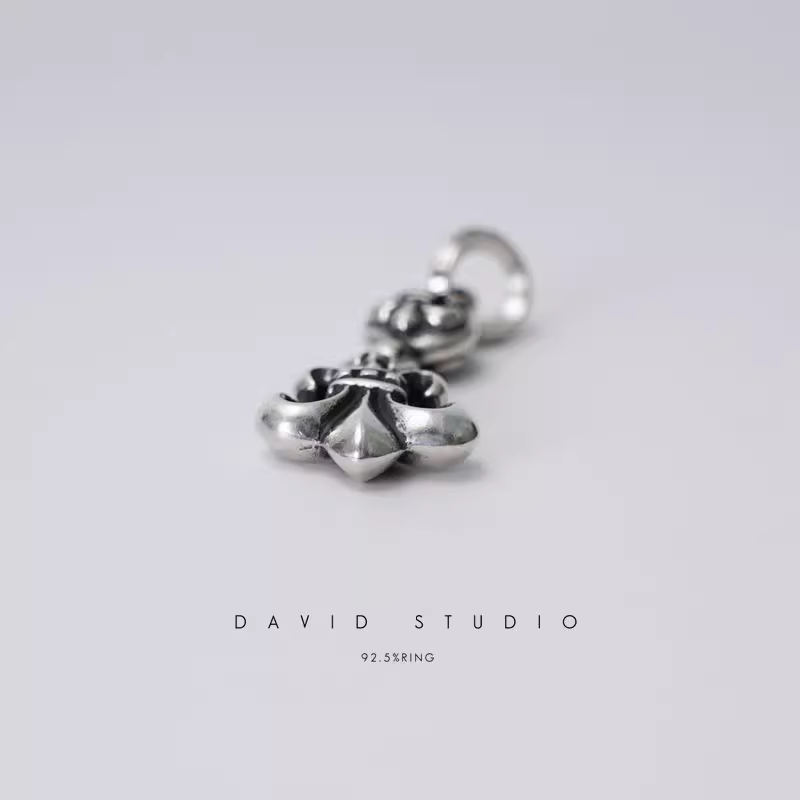 BS FLEUR ONE BALL CHARM