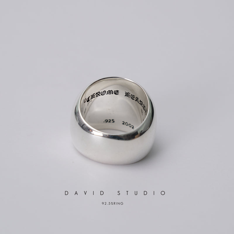 OVAL STAR RING – ClASSIC