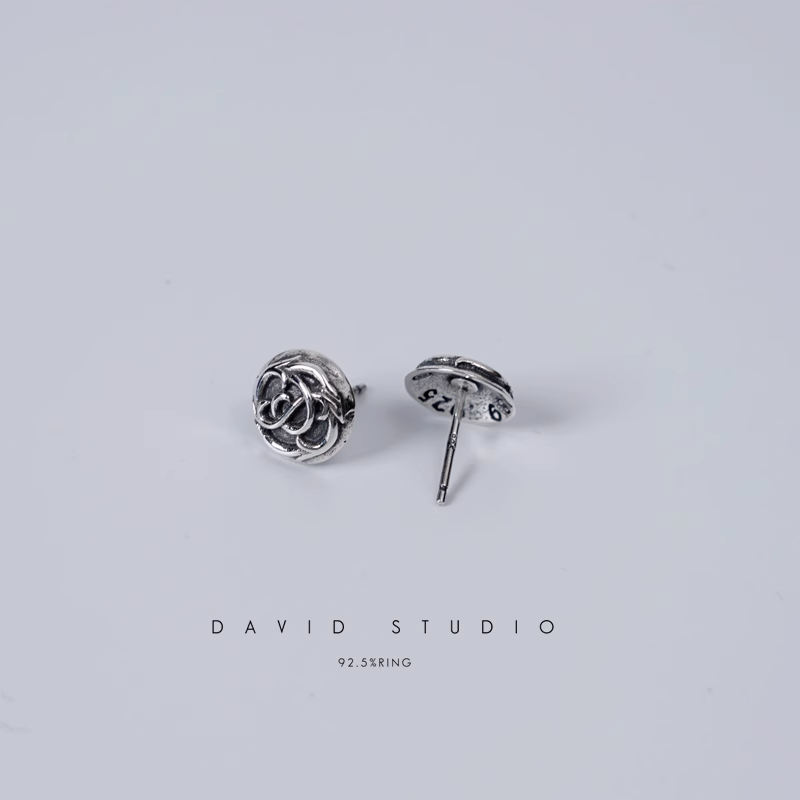 ETERNITY VINE EARRINGS