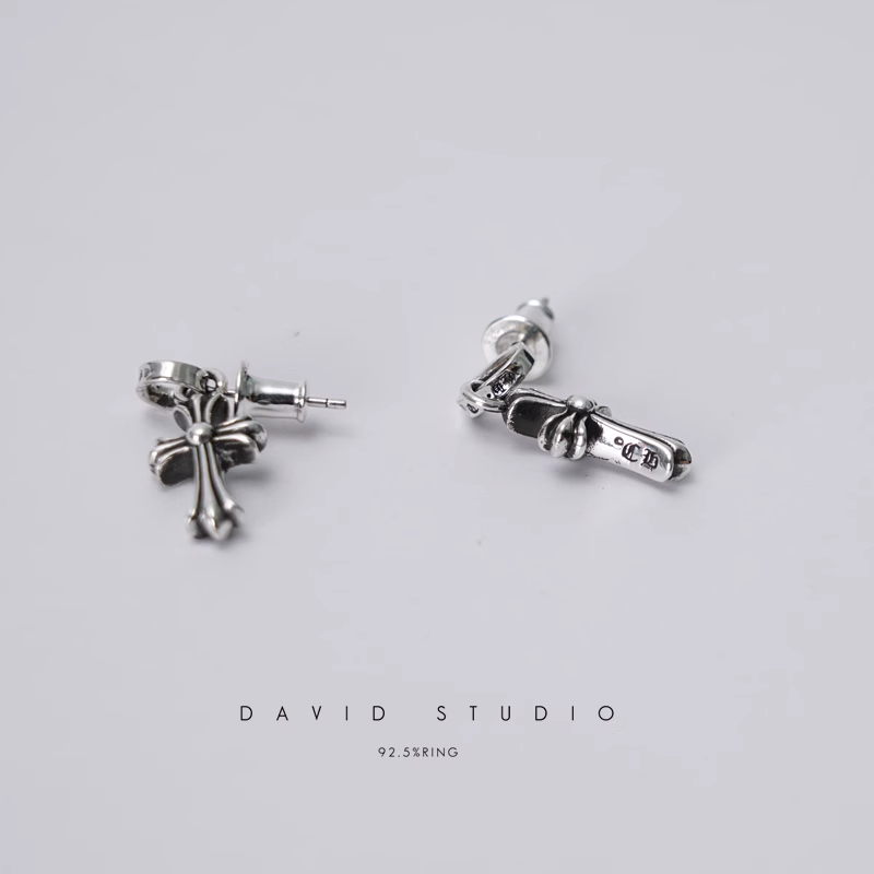 CROSS BABYFAT DROP EARRINGS