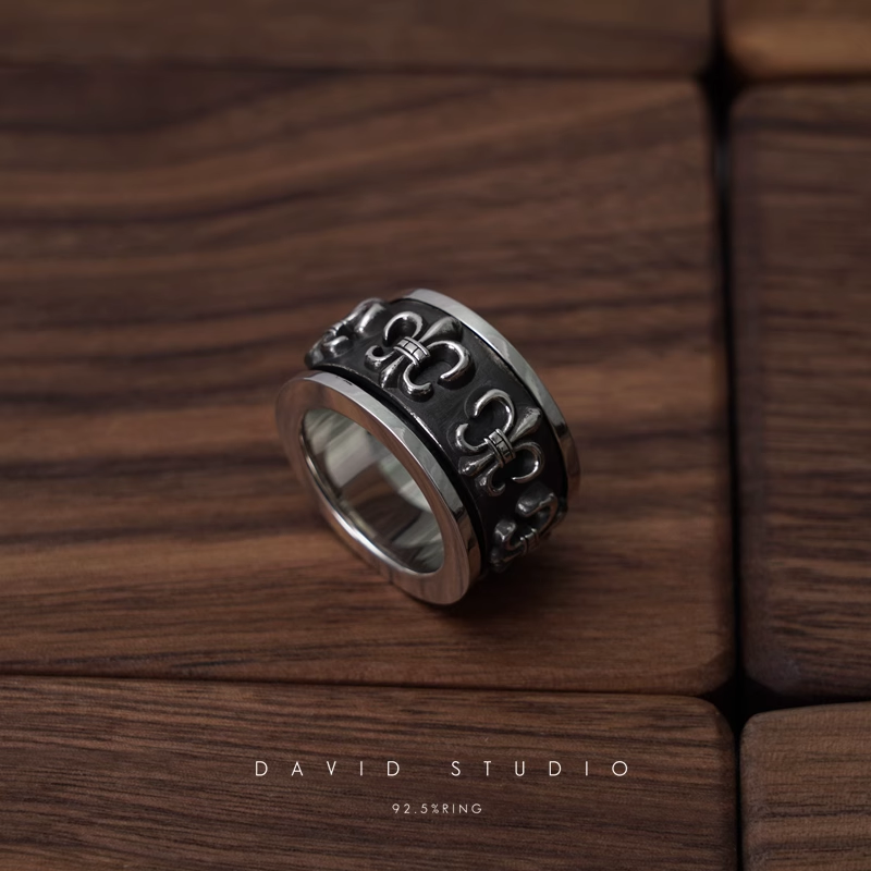 BS FLEUR SPINNER RING