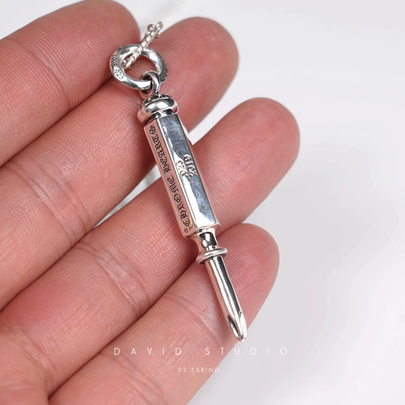 CH PLUS SCREW PENDANT – TWIST CHAIN